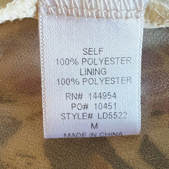 LUXXEL Bohemian Maxi Dress Animal Print Size M Long Sleeves V Neck 100% poly - Picture 16 of 16